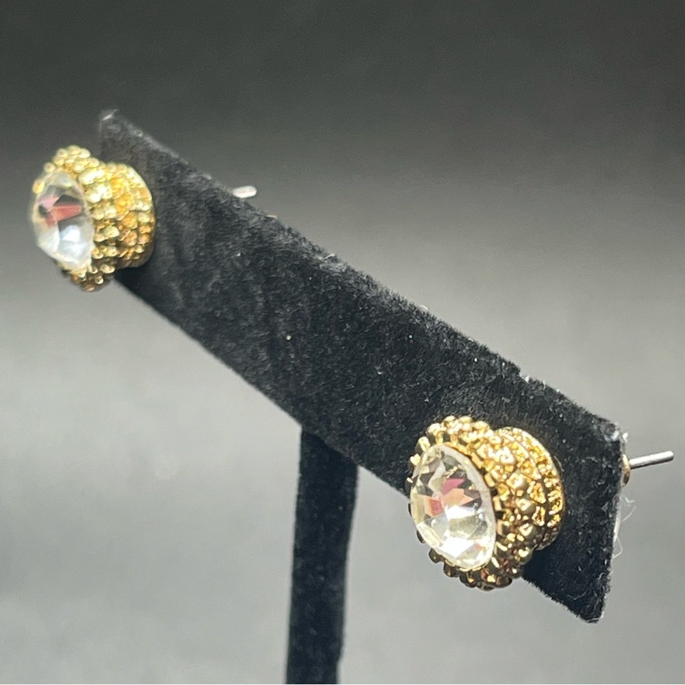 clear crystal rhinestone textured gold tone stud earrings vintage style